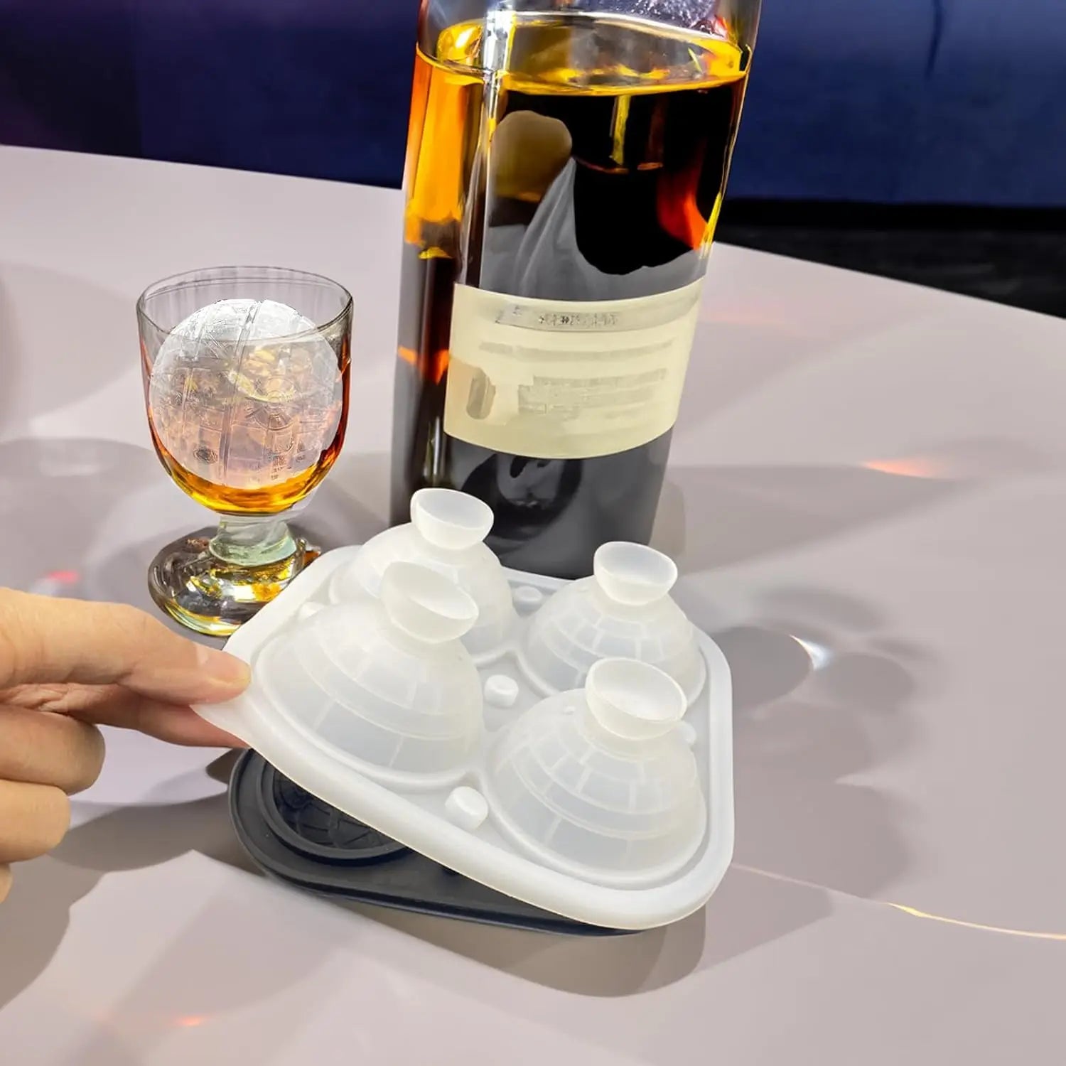 5.6cm Large Silicone Ice Ball Mold 3D Sphere Ice Cube Maker Death Star Ice Mold for Whiskey Bourbon Cola Drinks